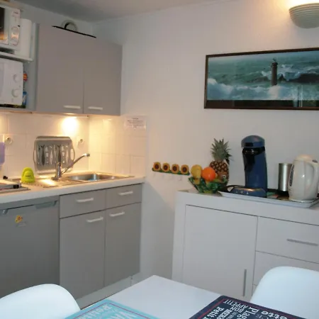 Maison De A Avec Piscine, A 350m De La Plage, 4 Couchages - Fr-1-22-170 Holiday home La Tranche-sur-Mer