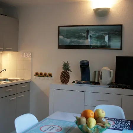 Holiday home Maison De A Avec Piscine, A 350m De La Plage, 4 Couchages - Fr-1-22-170 *