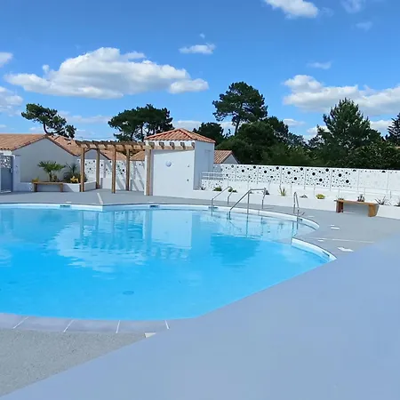 Maison De A Avec Piscine, A 350m De La Plage, 4 Couchages - Fr-1-22-170 Holiday home